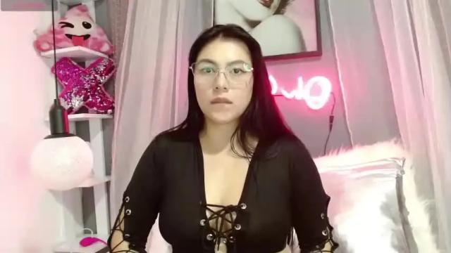 Image 7 of harper_7 Stream on Chaturbate on 13 months ago