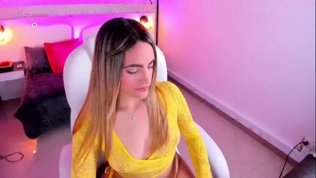 Image 6 of harper_woods Stream on Chaturbate on 1 month ago