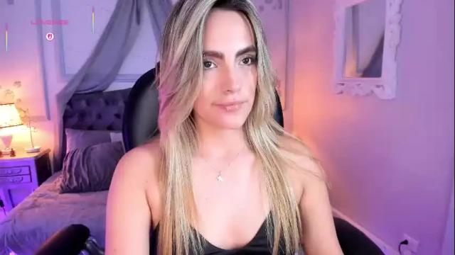 Image 10 of harper_woods Stream on Chaturbate on 25 days ago