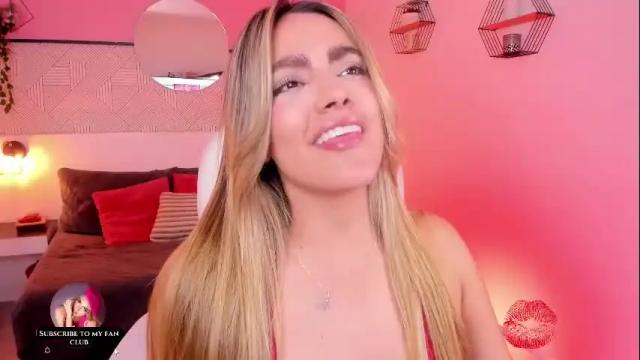 Image 2 of harper_woods Stream on Chaturbate on 20 days ago