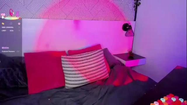 Image 2 of harper_woods Stream on Chaturbate on 9 days ago