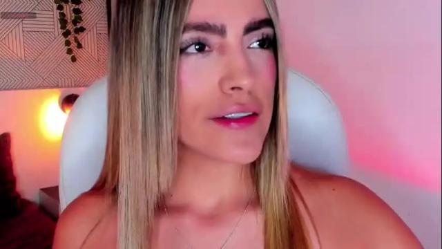 Image 7 of harper_woods Stream on Chaturbate on 21 days ago