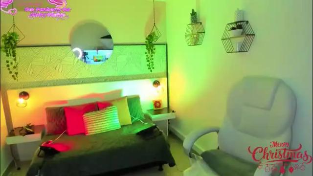 Image 2 of harper_woods Stream on Chaturbate on 1 month ago