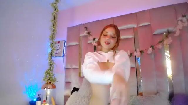 Image 12 of harpersmith_ Stream on Chaturbate on 15 months ago