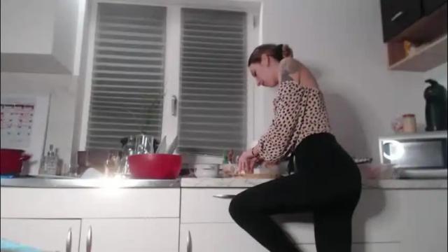 Image 10 of harperxxs Stream on Chaturbate on 2 months ago