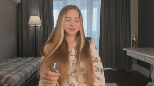 Thumbnail 1, harrieteasley's Stream at Chaturbate, 24 days ago