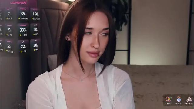 Image 8 of harriethudson Stream on Chaturbate on 2 months ago