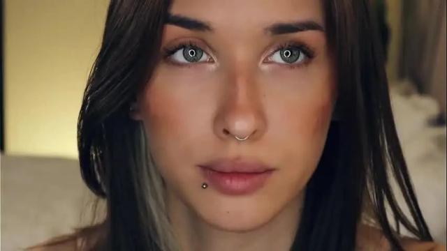 Thumbnail 1, harriethudson's Stream at Chaturbate, 1 month ago