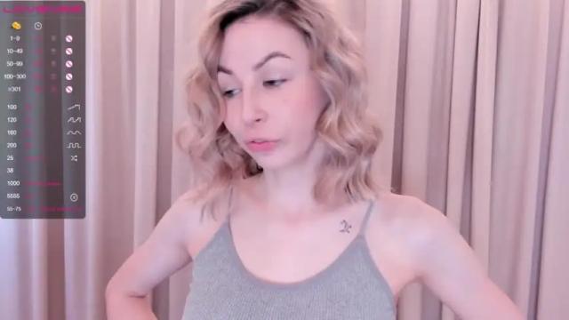 Image 11 of harrietlacey Stream on Chaturbate on 14 months ago