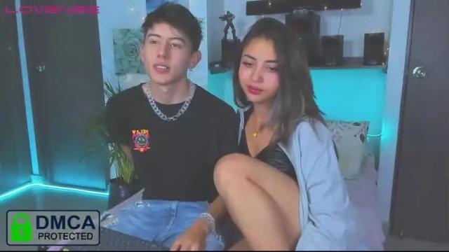 Image 12 of harry_and_violet_7w7 Stream on Chaturbate on 20 months ago