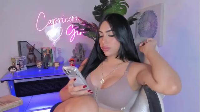 Image 7 of hasbella_saenz1 Stream on Chaturbate on 2 months ago