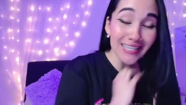 Image 11 of hatzukoi_miaow Stream on Chaturbate on 15 months ago