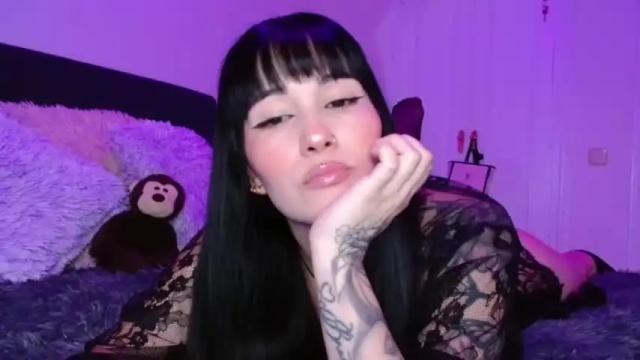Image 8 of hatzukoi_miaow Stream on Chaturbate on 13 months ago