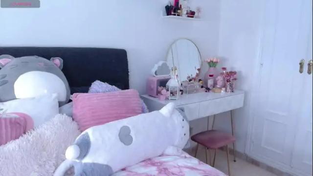 Image 10 of hatzukoi_miaow Stream on Chaturbate on 26 days ago