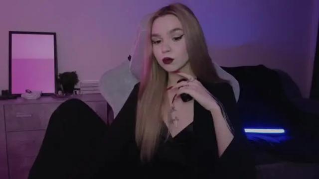 Image 12 of havenraee Stream on Chaturbate on 12 months ago