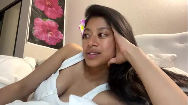 Image 12 of hawaiigirl_ Stream on Chaturbate on 2 months ago