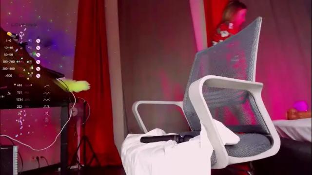 Image 7 of hayles_strong Stream on Chaturbate on 1 month ago