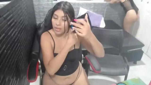 Image 11 of hayli_morgan Stream on Chaturbate on 16 months ago