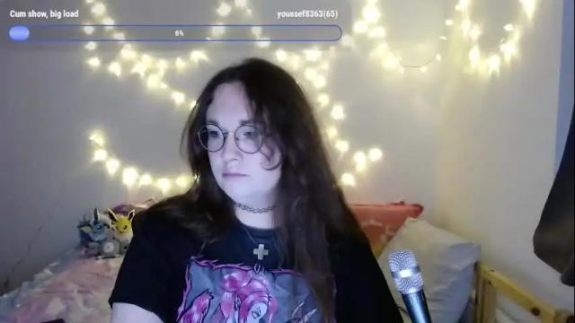 Image 3 of hazel426 Stream on Chaturbate on 23 days ago