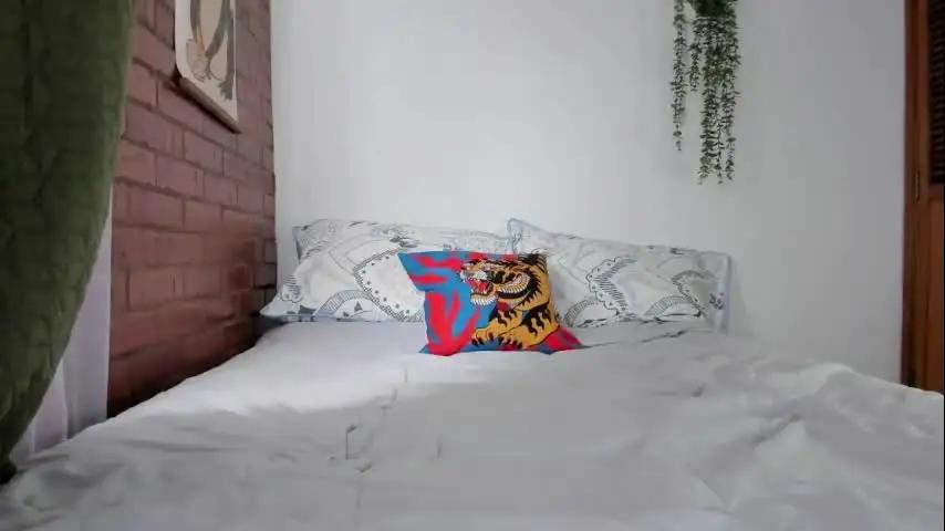 hazelbrownn23 Chaturbate