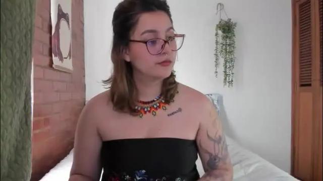 Image 6 of hazelbrownn23 Stream on Chaturbate on 2 months ago