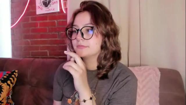 Image 7 of hazelbrownn23 Stream on Chaturbate on 1 month ago