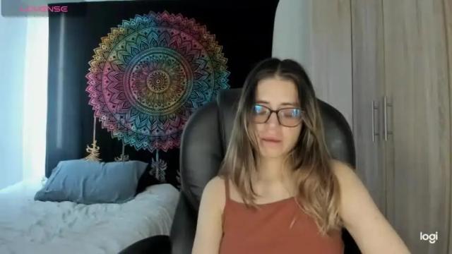 Image 7 of hazelkush00 Stream on Chaturbate on 13 months ago