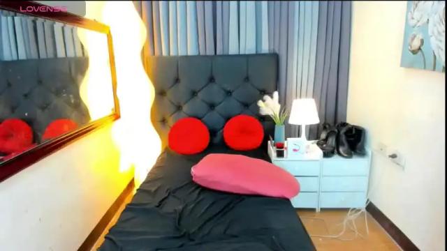 Image 10 of hazelmadonna Stream on Chaturbate on 1 month ago