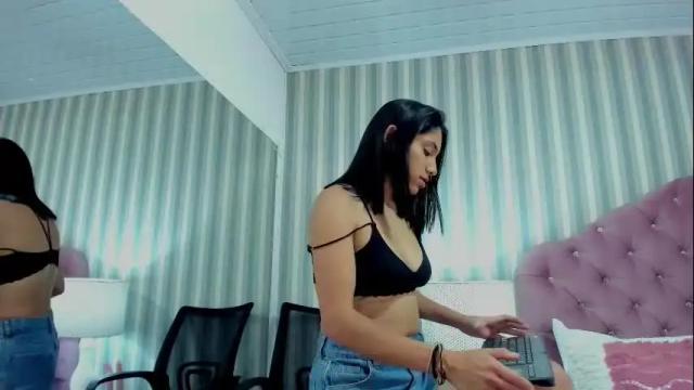 Image 4 of hazelmoret Stream on Chaturbate on 1 month ago