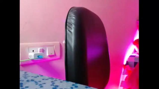 Image 3 of heart_finder Stream on Chaturbate on 24 months ago