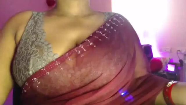 Image 2 of heart_finder Stream on Chaturbate on 23 months ago