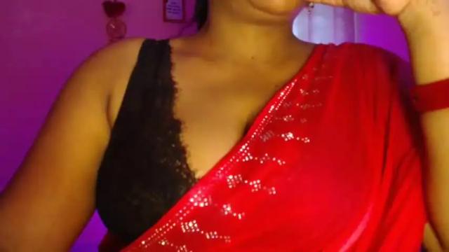Image 10 of heart_finder Stream on Chaturbate on 23 months ago