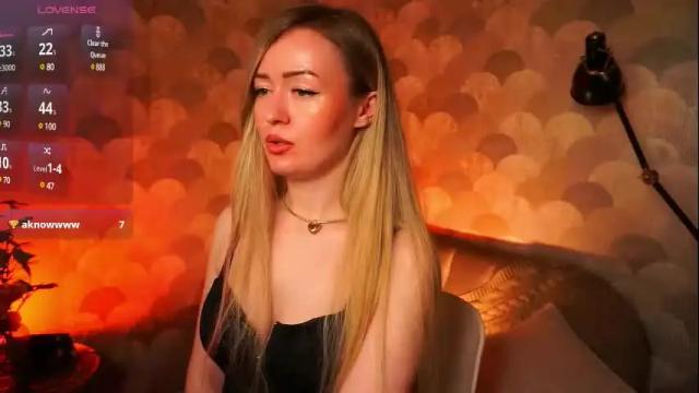 Image 10 of heart_therapy Stream on Chaturbate on 15 days ago