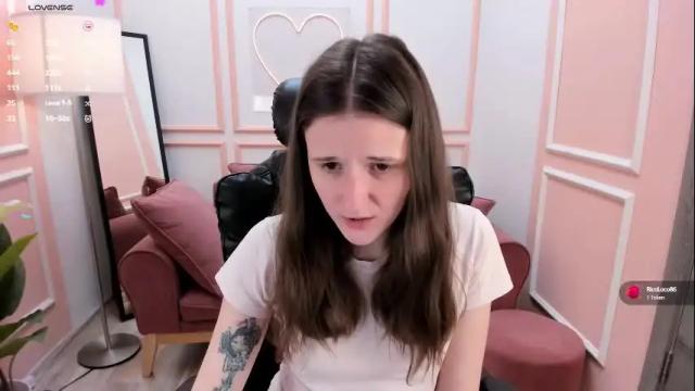 Image 8 of heartann Stream on Chaturbate on 1 month ago