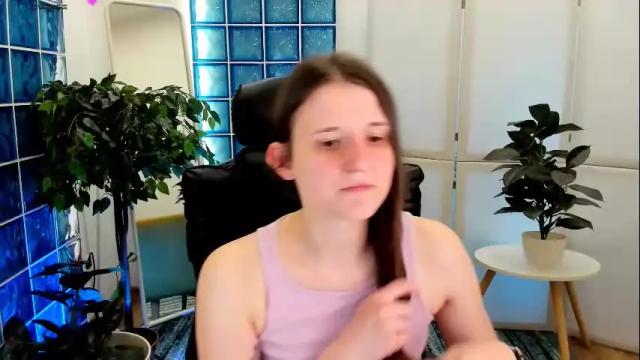 Image 4 of heartann Stream on Chaturbate on 4 months ago