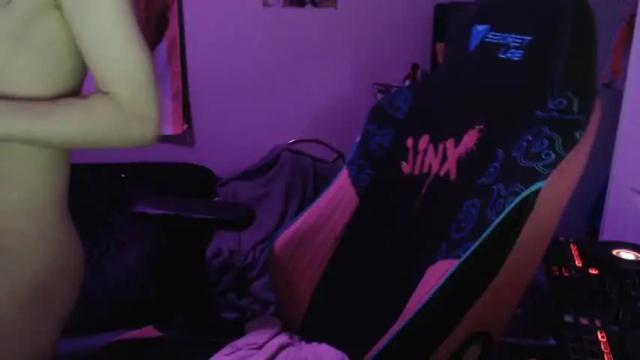 Image 10 of heartfirecams Stream on Chaturbate on 14 months ago