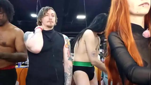 Image 4 of heartmyarc Stream on Chaturbate on 3 days ago