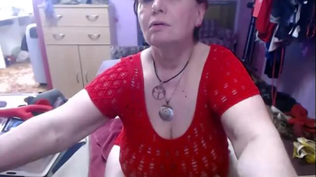 Image 2 of heatedgranny Stream on Chaturbate on 11 days ago