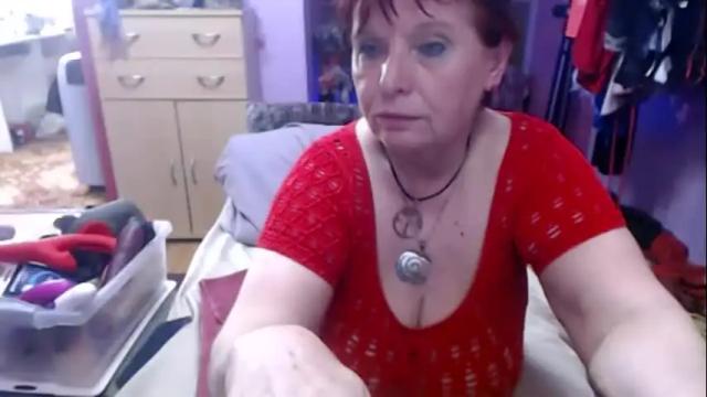 Image 4 of heatedgranny Stream on Chaturbate on 11 days ago