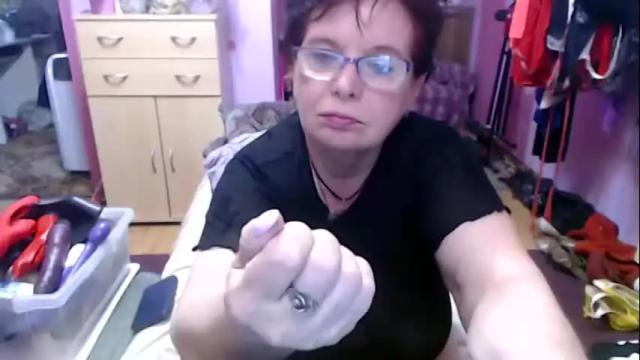 Image 11 of heatedgranny Stream on Chaturbate on 3 months ago