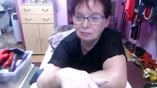 Image 2 of heatedgranny Stream on Chaturbate on 3 months ago