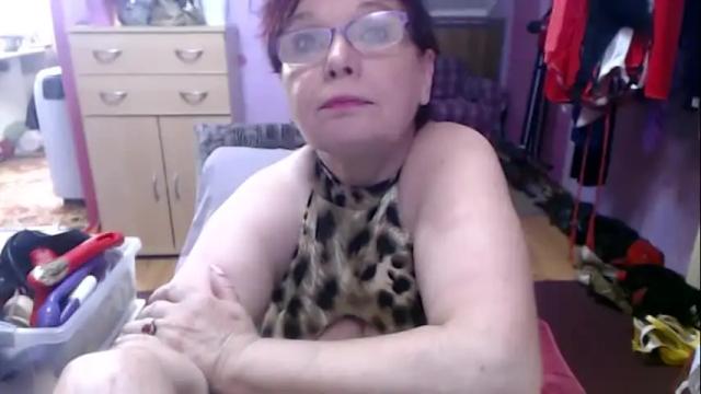 Image 6 of heatedgranny Stream on Chaturbate on 3 months ago