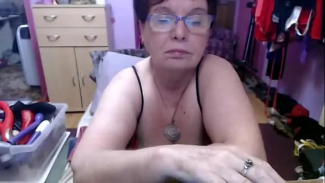 Image 8 of heatedgranny Stream on Chaturbate on 3 months ago