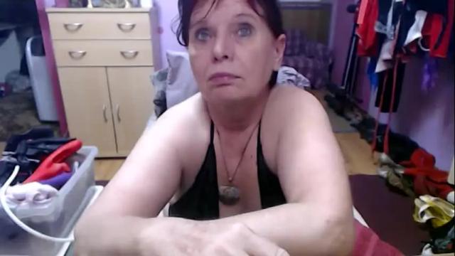 Image 10 of heatedgranny Stream on Chaturbate on 3 months ago
