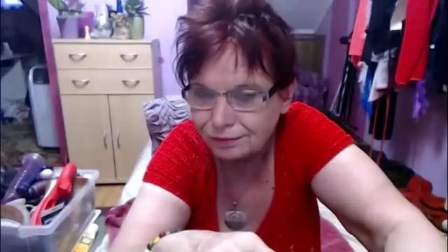 Image 10 of heatedgranny Stream on Chaturbate on 1 month ago