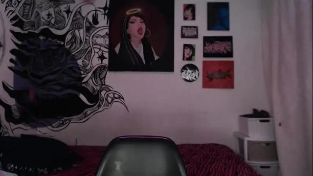 Image 2 of heatherdemonzx_ Stream on Chaturbate on 1 month ago