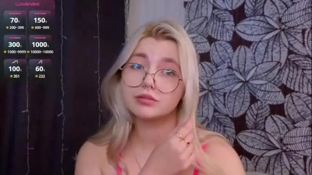 Image 10 of heathimogene Stream on Chaturbate on 27 days ago