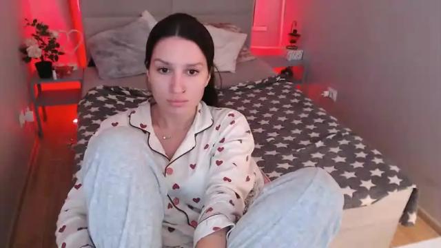 Image 6 of heaven_chloe Stream on Chaturbate on 11 months ago