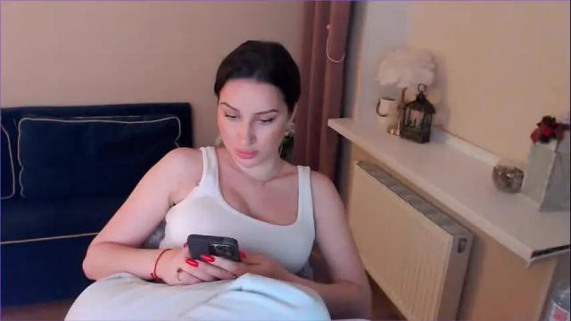 Image 11 of heaven_chloe Stream on Chaturbate on 1 month ago