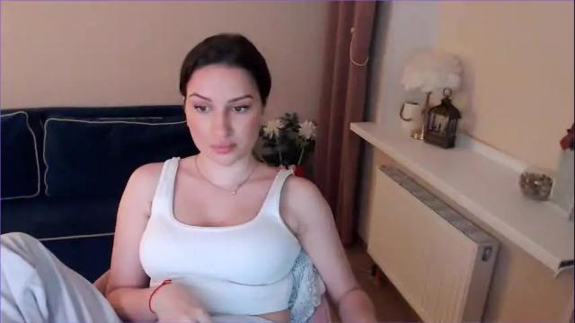 Image 6 of heaven_chloe Stream on Chaturbate on 1 month ago
